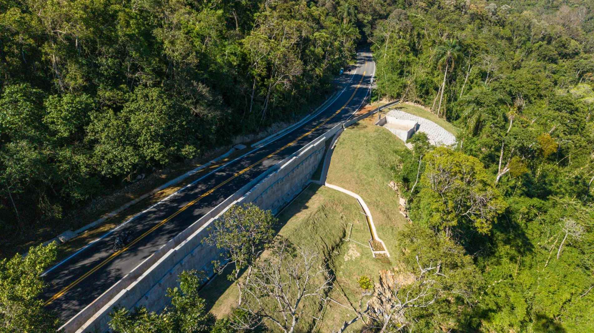 Trânsito na Serra de Tapiraí (SP-079) é totalmente liberado após conclusão de obras de contenção