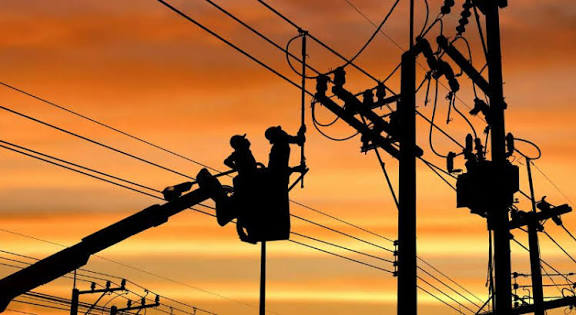 Dívida de ex-morador não impede nova ligação de água e luz: Câmara de Tapiraí cobra providências da Prefeitura junto à Elektro e SABESP